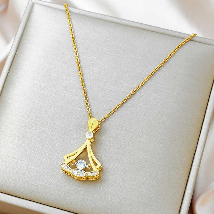 24K Gold plated fan necklace